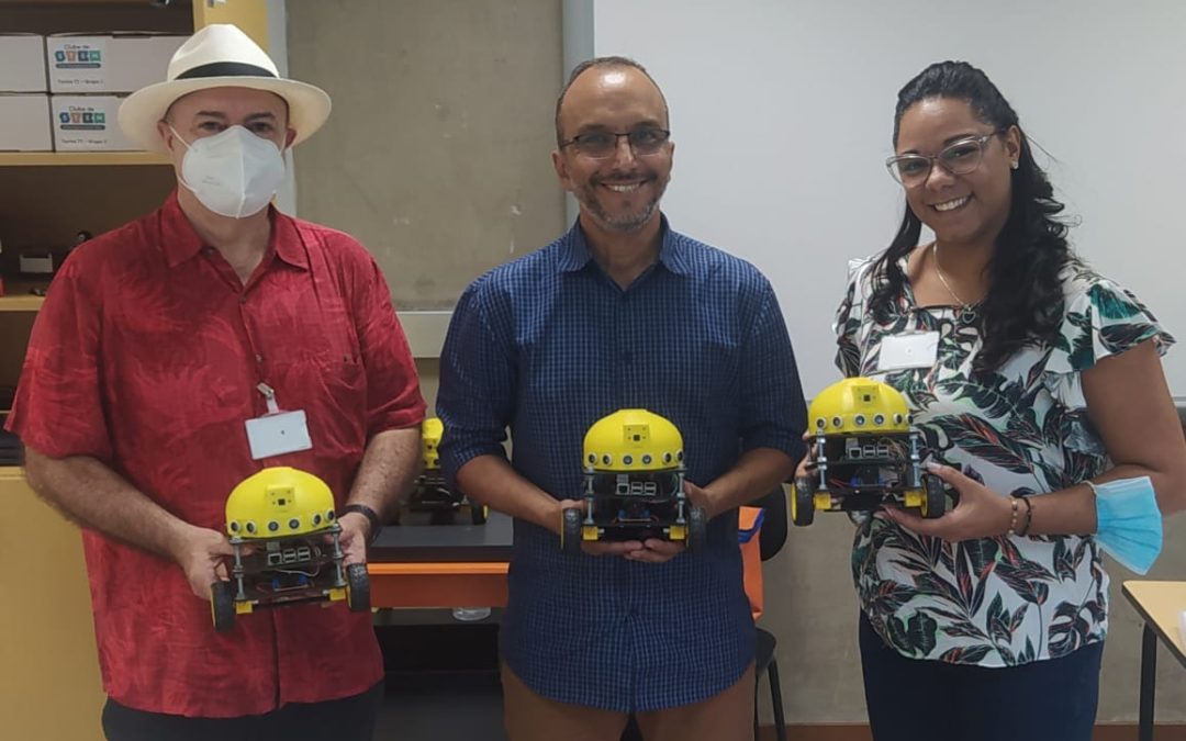 Polo Educacional recebe visita de professora da Universidade Tecnológica de Havana